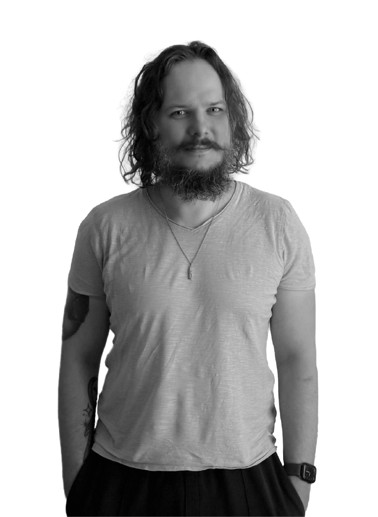 LUKASZ SKOTAREK